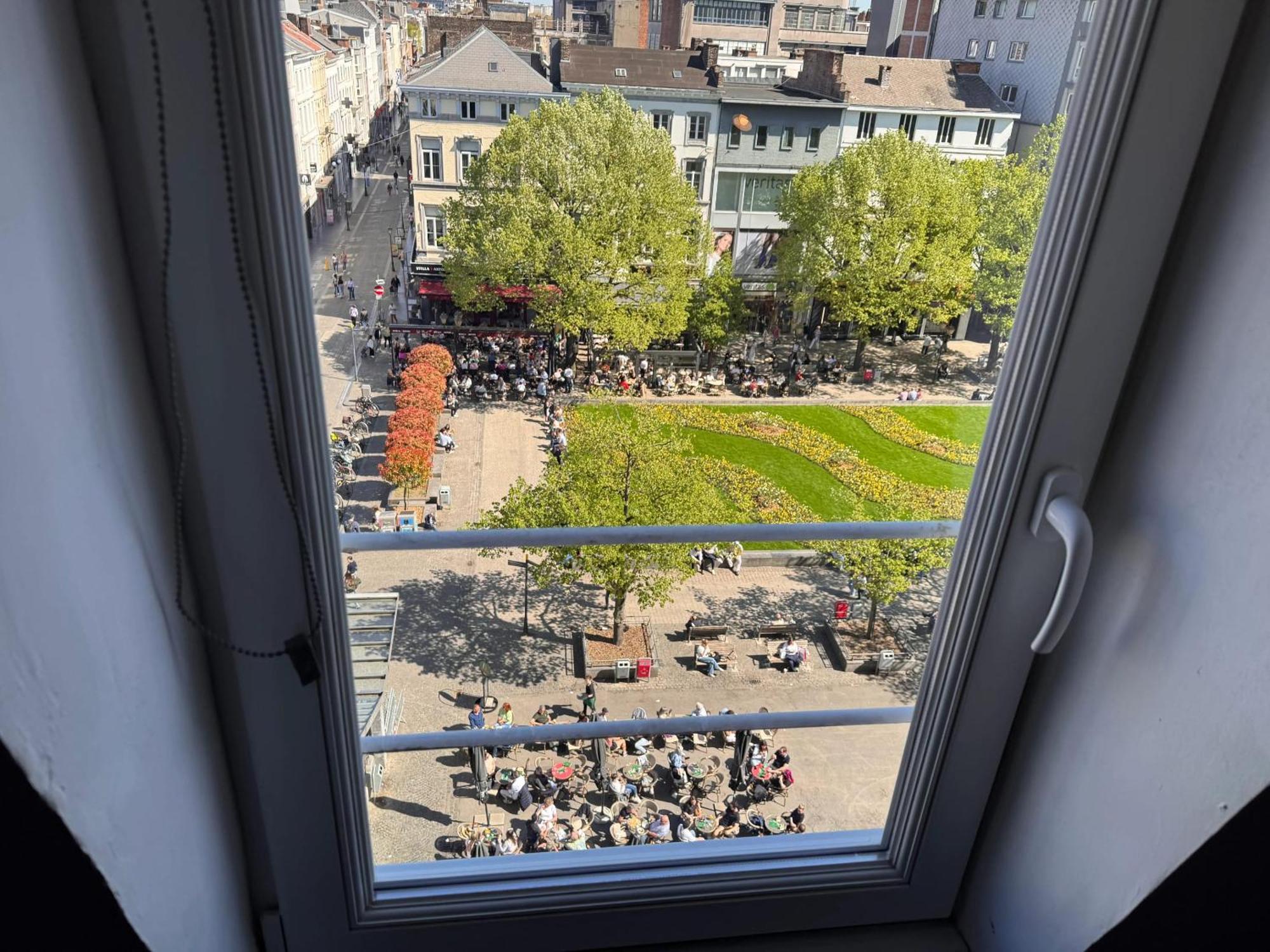 Charming Apartment In Liege City Centre With Parking Included Eksteriør billede